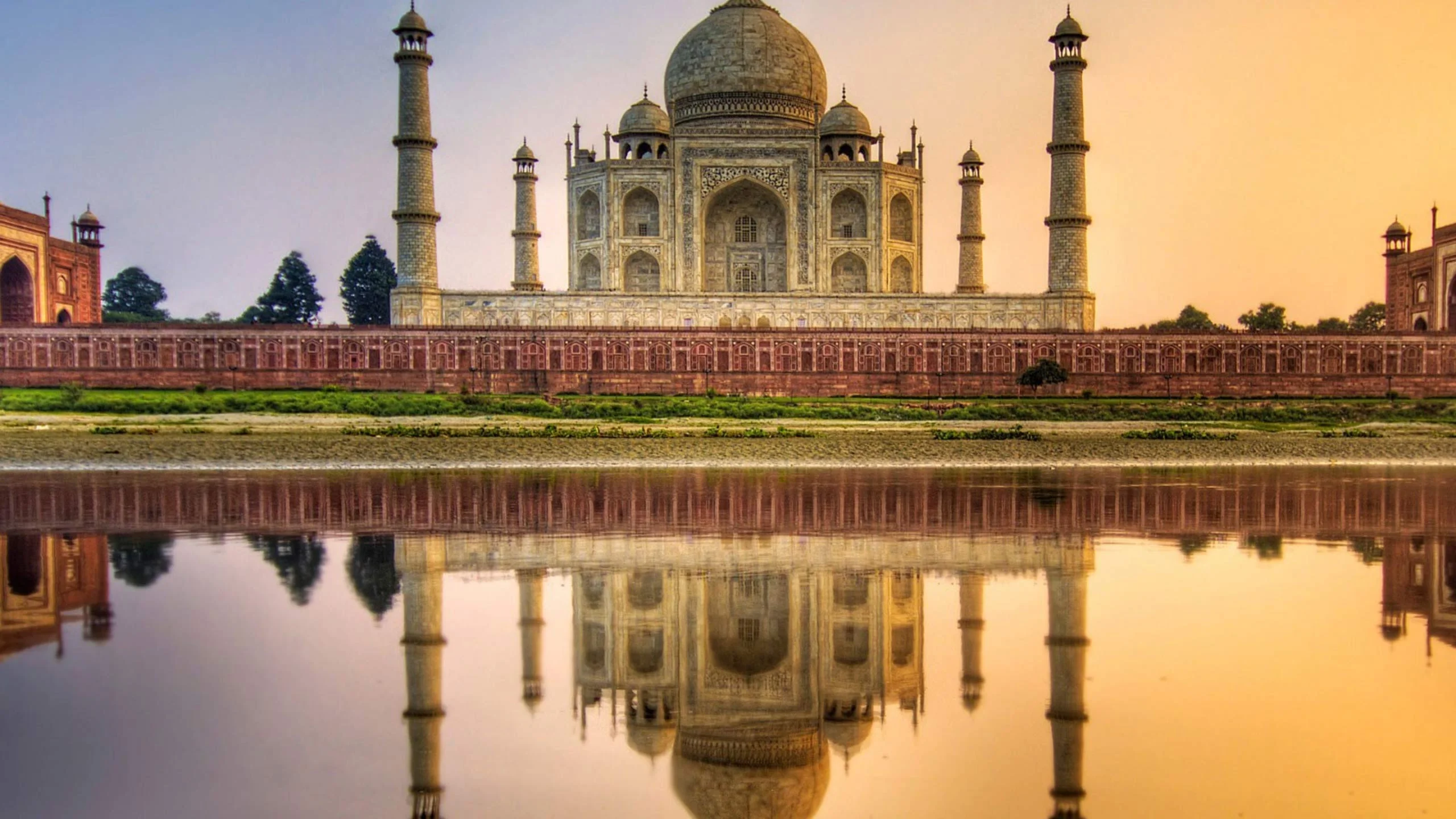 India cultural tourism - Taj Mahal architectural monument and spiritual heritage